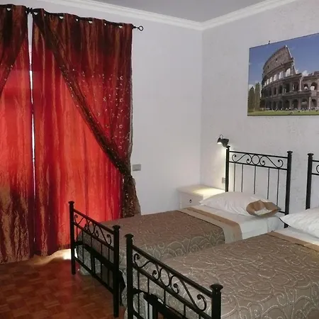 Amicus Romae Bed & Breakfast *