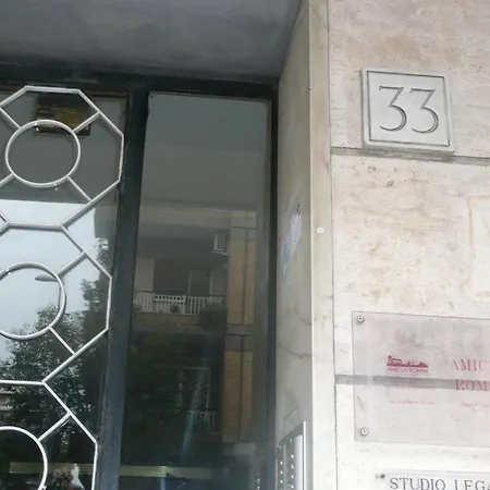 Amicus Romae Bed & Breakfast Rome